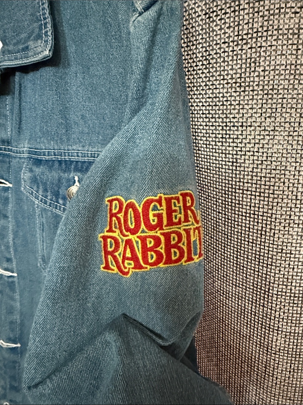 Unisex Cakeworthy Who Framed Roger Rabbit Embroidered Denim Jacket Toon Town - Picture 9 of 12